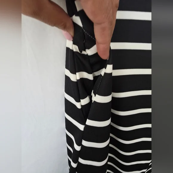 Grecerelle Black & White Striped Maxi Dress Pockets Slit Minimalist Clean Girl - Picture 5 of 14